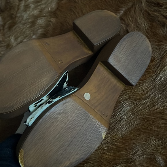 Seychelles Cow Print Sandals - Picture 4 of 5